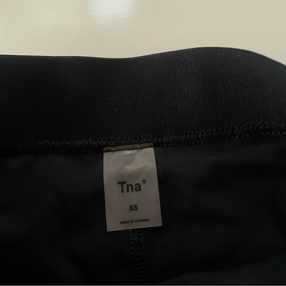 Aritzia Tna TnaMove Tennis ProMicro Pleated High Rise Skirt Skort Black Size XS - Picture 5 of 9